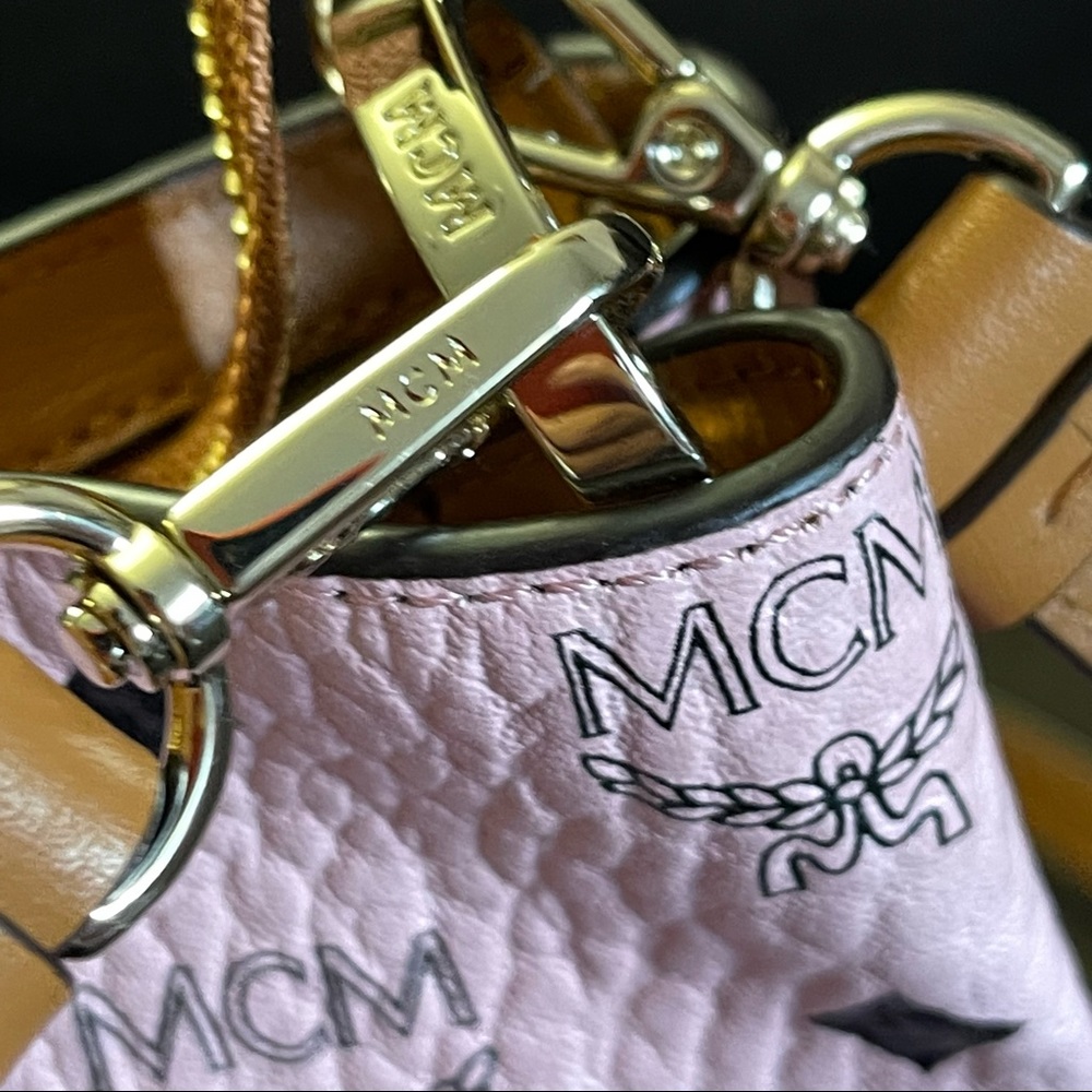 SOLD MCM Klara Medium Visetos Hobo Bag - Pink - NWOT - Picture 11 of 13